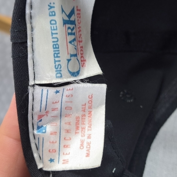 Vintage Chicago White Sox spell out black and white baseball snapback hat - Picture 8 of 8